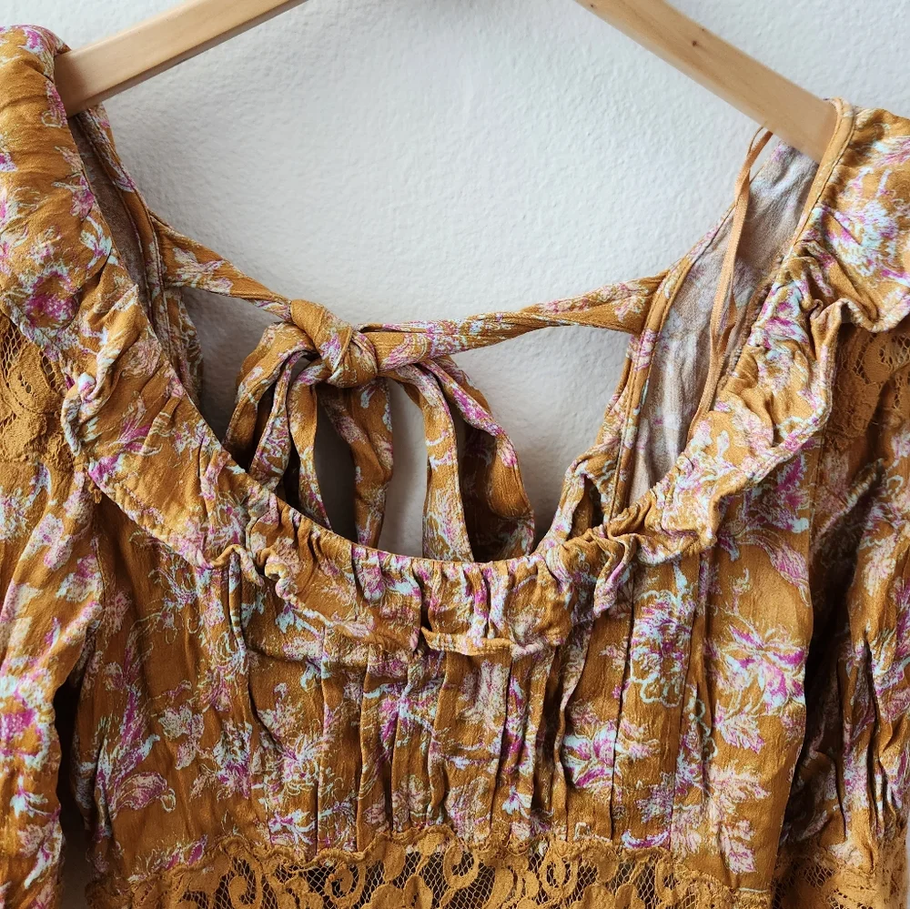 Free‎ People Lucie Mini Dress Antique Coin Combo Mustard Yellow Open Back Size 2